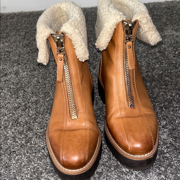 Sam Edelman Shoes - Sam Edelman Tan Ankle Boots with Cream Lining